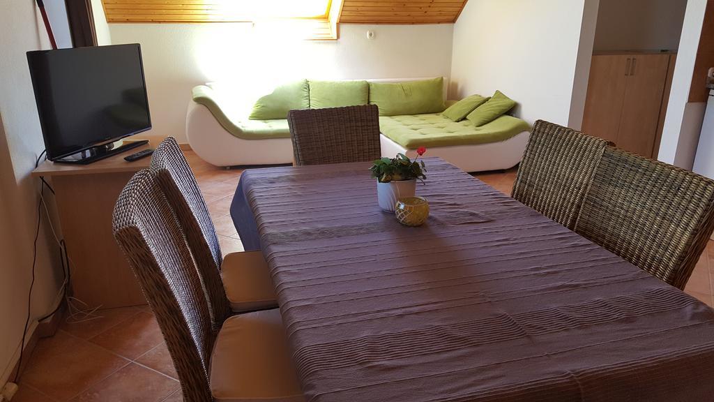 Apartman Nora Ii. Bük Eksteriør billede